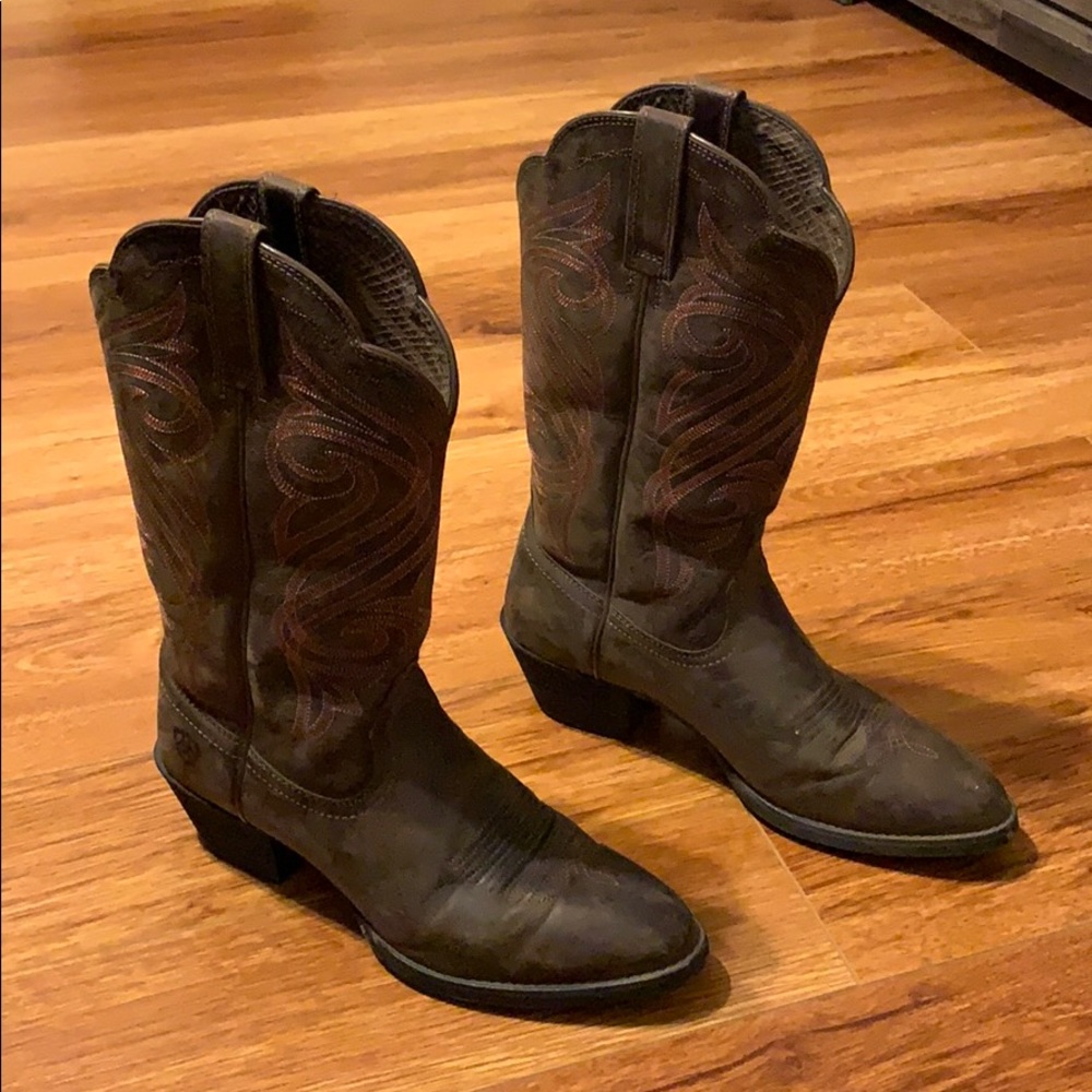 Ariat Cowgirl Boots-Only worn twice!